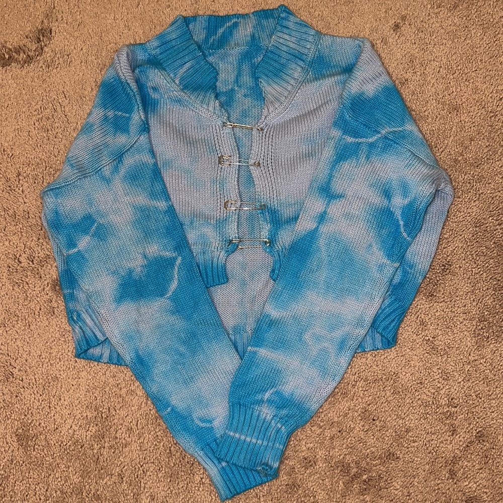 Sweater - Picture 4 of 6